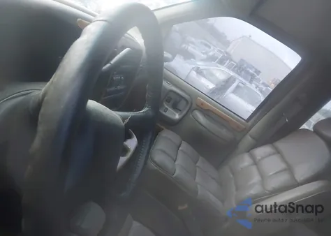 1998 Chevrolet Chevy Van G1500 from USA, damaged, VIN 1GBFG15R8W1006106